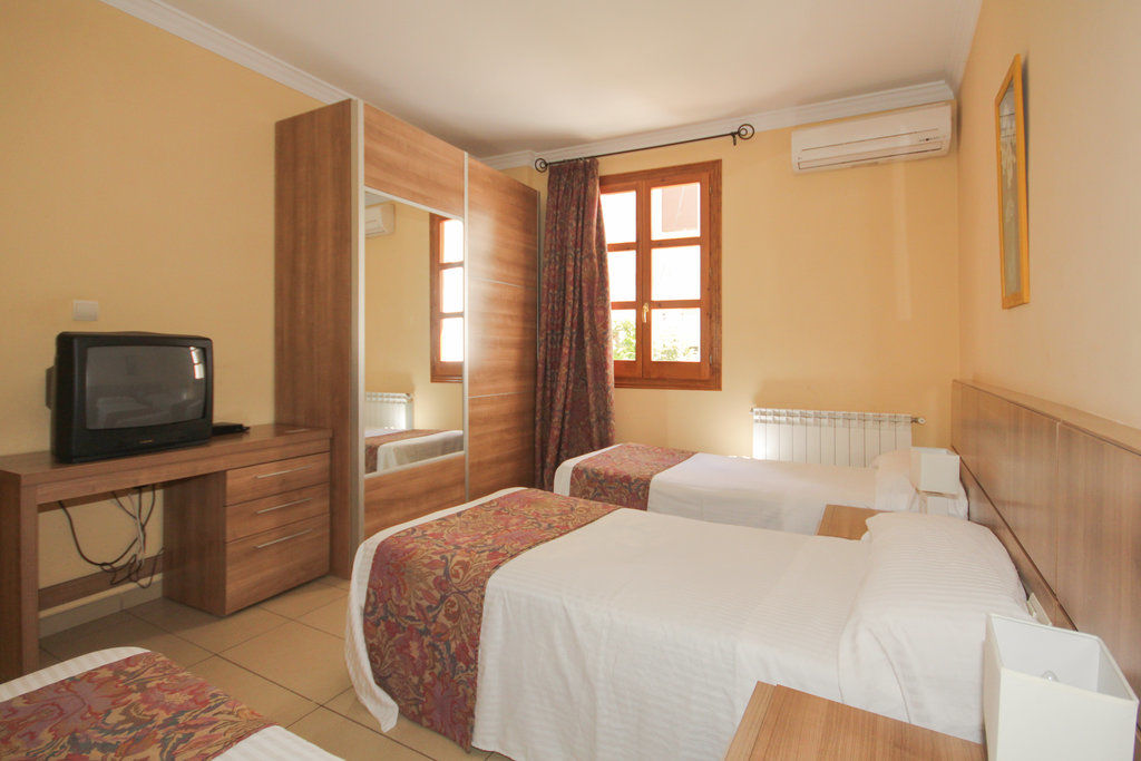 Apartamentos Turisticos Costa Azul Γρανάδα Εξωτερικό φωτογραφία